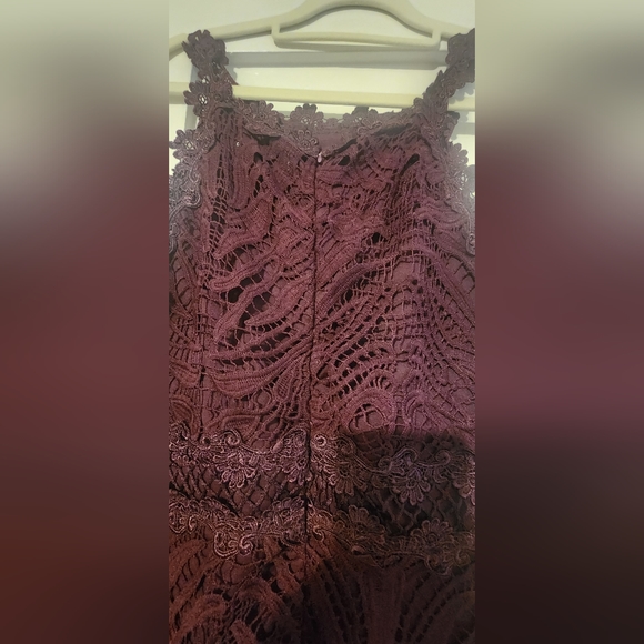 Dress - Picture 3 of 4